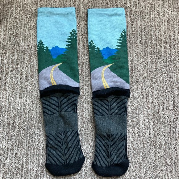 Men's Large Gone for a Run Printed Running Mid Calf Cushioned Crew Socks - Picture 2 of 2